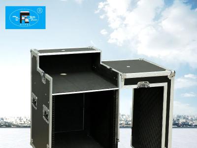 航空机柜12